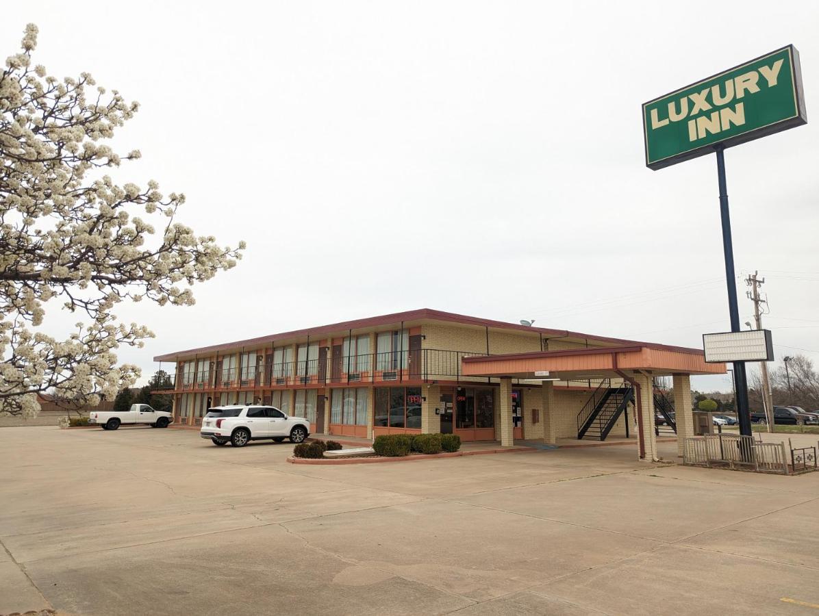Luxury Inn Mustang 외부 사진